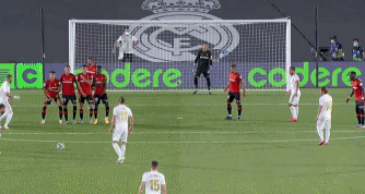 欧文关键助攻制胜