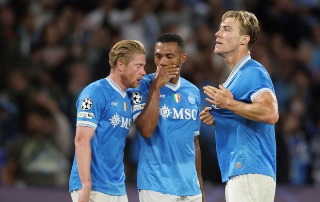 施瓦泽：澳超应该追赶亚洲联赛的水平；从五月休赛到十月是荒谬的