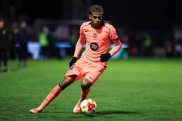 马卡：皇马没对阿隆索下最后通牒，对毕巴不是生死战